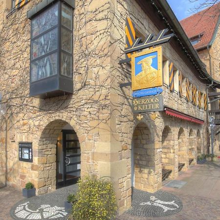 Herzogskelter Restaurant Hotel Гюглинген Экстерьер фото