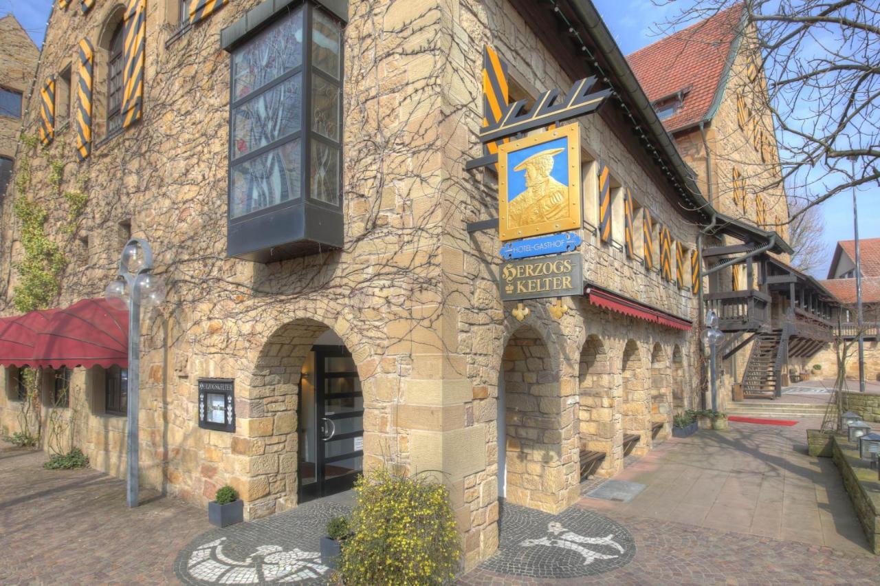 Herzogskelter Restaurant Hotel Гюглинген Экстерьер фото