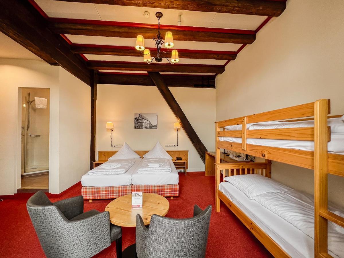 Herzogskelter Restaurant Hotel Гюглинген Экстерьер фото