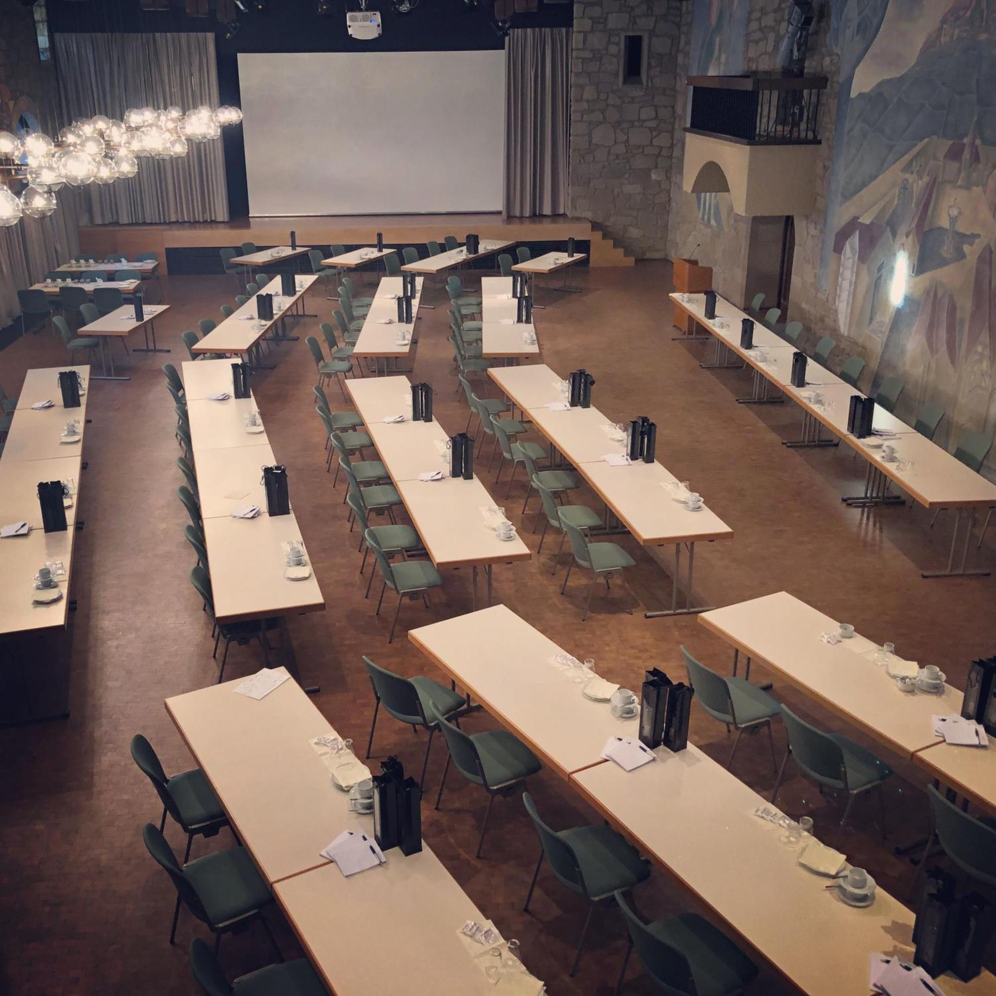 Herzogskelter Restaurant Hotel Гюглинген Экстерьер фото